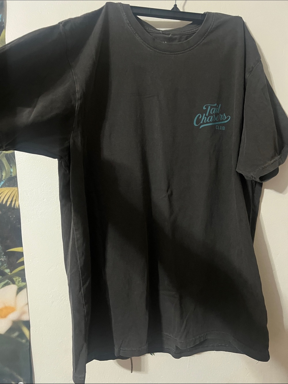 Large Tail Chasers Club Men's Black Graphic T-Shirt